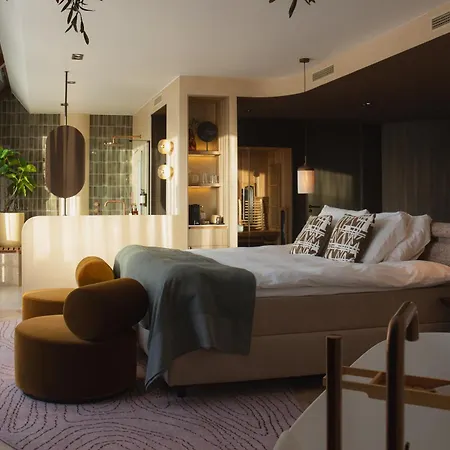 Готель Wellnesshotel Thermae 2000 4*