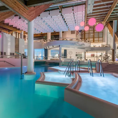 ホテル Wellnesshotel Thermae 2000