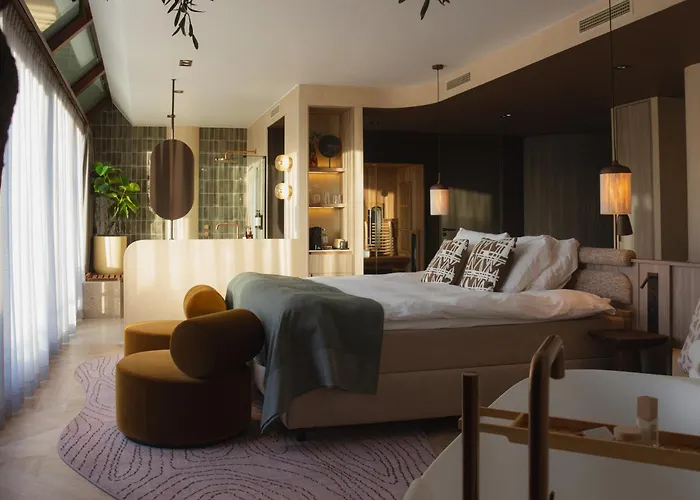 Hotell Wellnesshotel Thermae 2000 4*